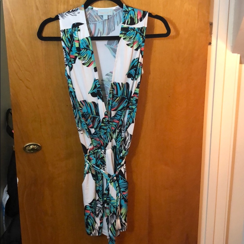 Veronica M. Romper with pockets size small